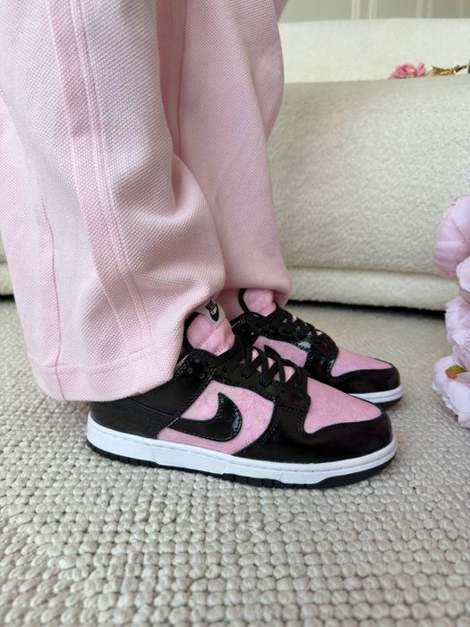 Nike SB Dunk Low Wmns Lace Pack Pink Black