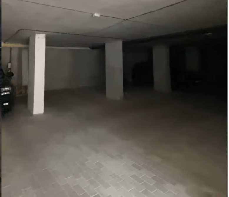 Оренда закритого паркомісця 15кв. в новобудові, вул. Молдавська