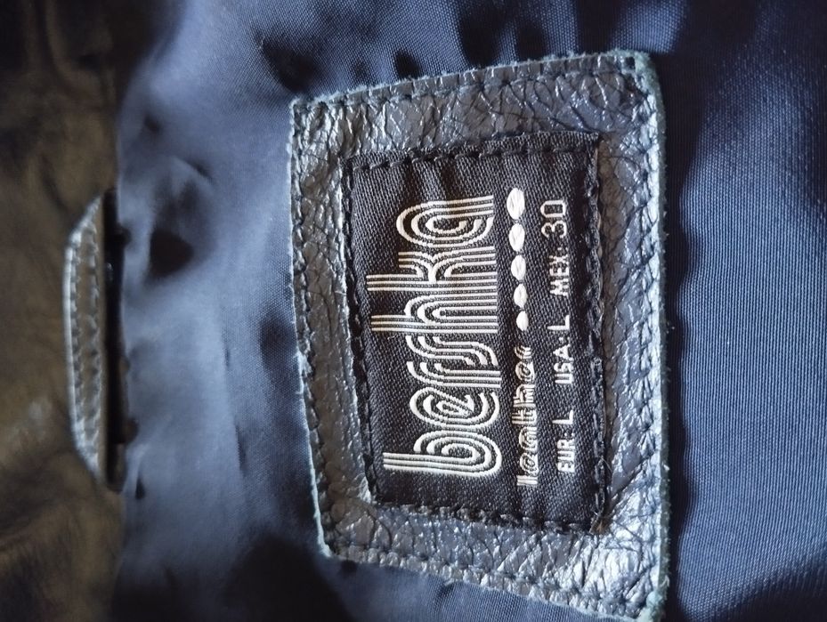 Casaco de couro azul escuro Bershka