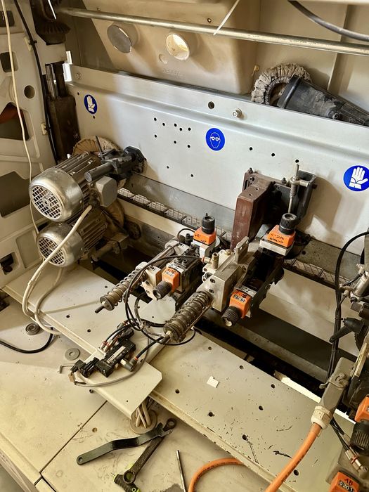 Okleiniarka Biesse Akron 425