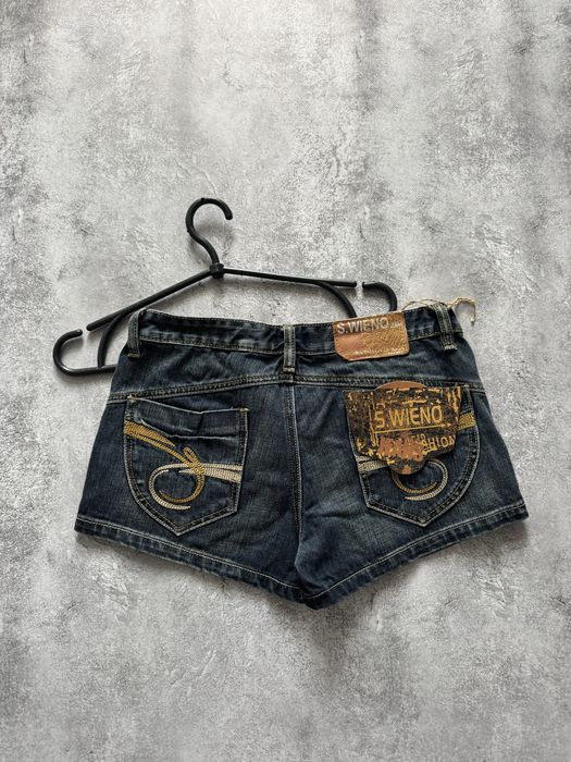 Archive miss me type shorts y2k indie sleaze true religion rock revival Dolce&Gabbana jaded london style