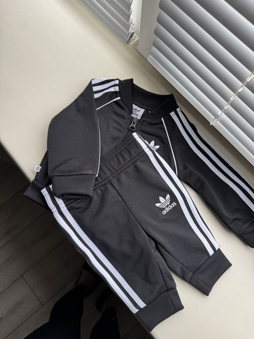 Фірмовий костюм Adidas дитячій