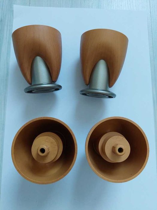 Regulowane stopki meblowe / nóżki do mebli z regulacją. Duże, masywne.