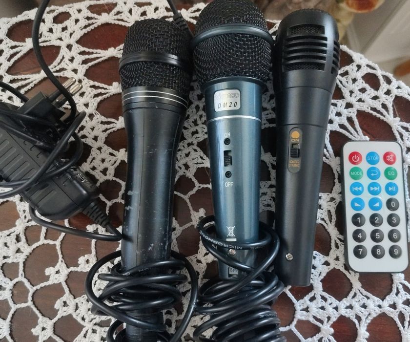 Głośnik Manta SPK1003 + 3 mikrofony + pilot zestaw Karaoke