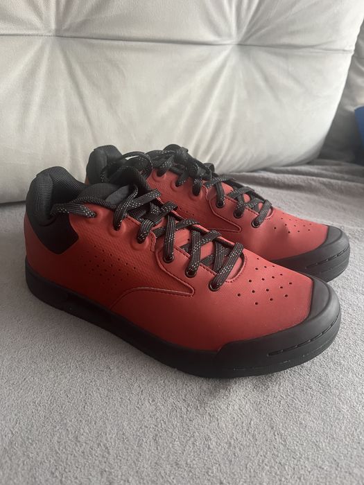 Buty MTB Giant Shuttle Flat Red rozmiar 42.