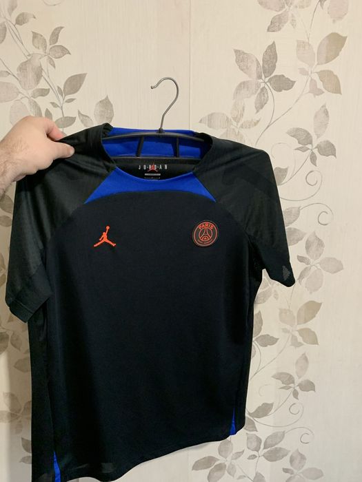 Футболка psg jordan оригінал