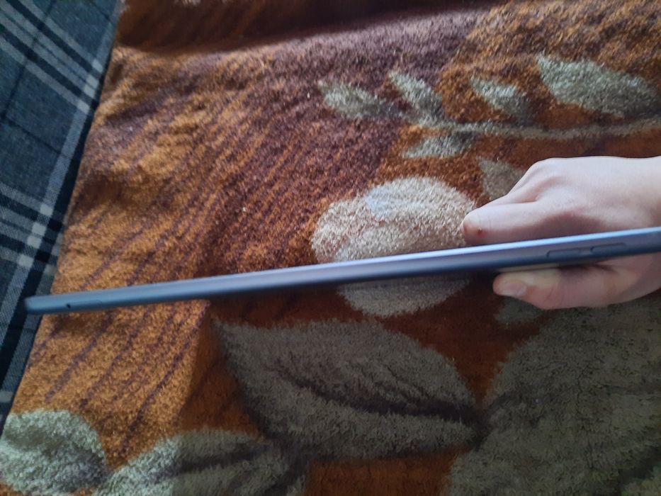 Продам Ipad(айпад)7