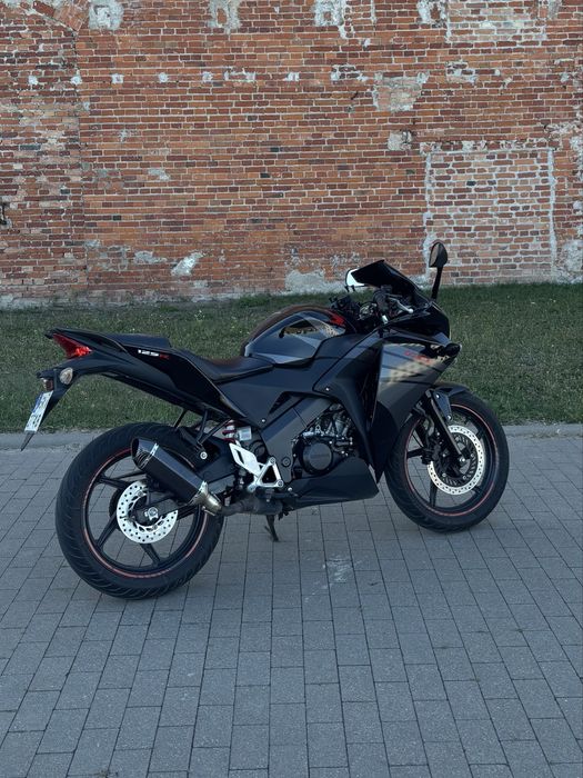 Honda CBR125R JC50