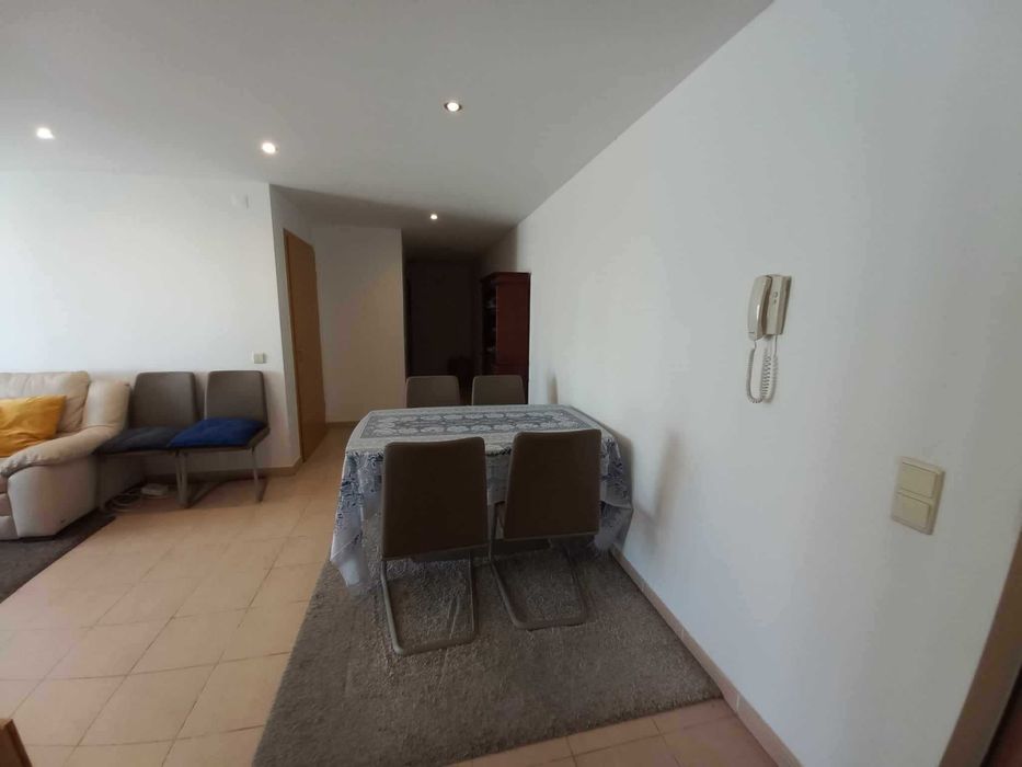 Vendo tapete pouco usado