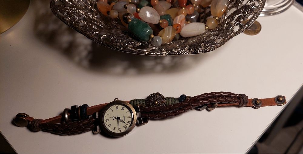 Vintage  śliczny stylowy zegarek