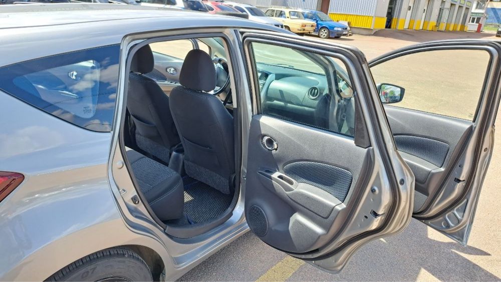 Nissan Versa Note 2014p. 1.6 Газ-бензин. 192 miles !!!