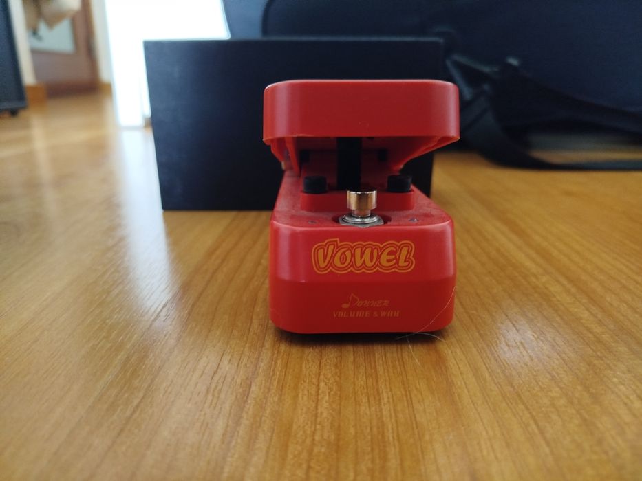 Pedal Mini Wah/Volume Donner Vowel