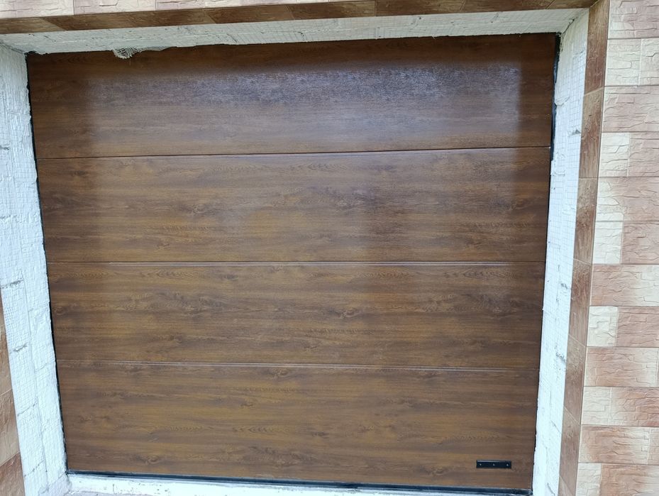 Brama garażowa uchylna