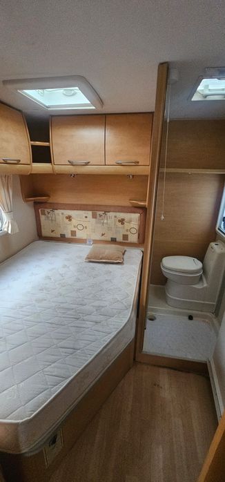 Caravana cama fixa
