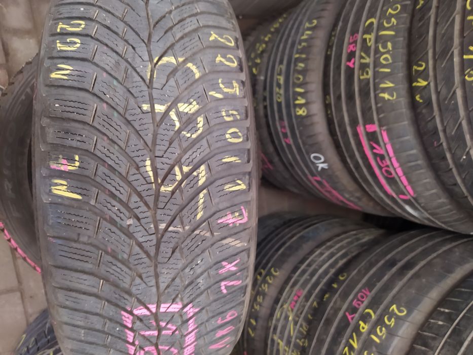 Cp5 225/50/17 98 v XL Continental wintercontact TS 870