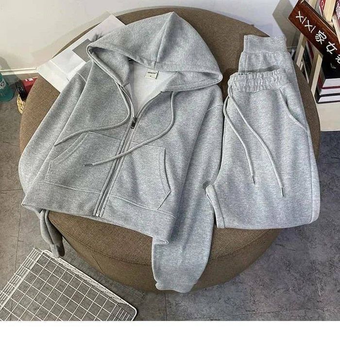 Женский теплый спортивный костюм/Жіночий теплий спортивний костюм VIV