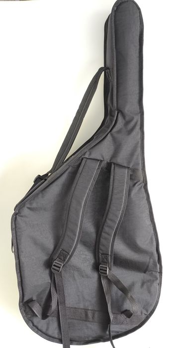 М'який, утеплений чохол для бандури. Пошито в Чернігові.