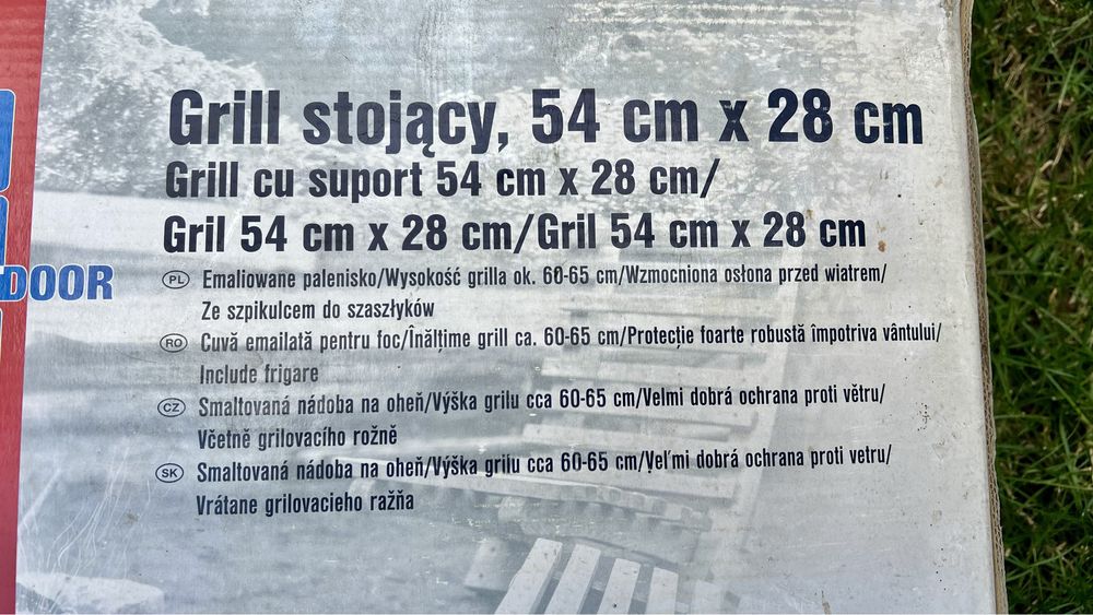 Nowy grill ogrodowy stojący
