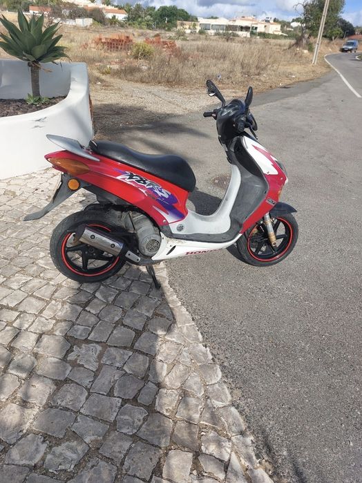 Scotter honda x8rs