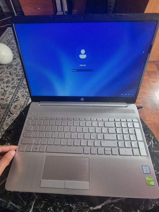 Portátil HP 15 i7 | 12GB Ram I SSD 256 MX130 I

Office21 - Bateria Fraca