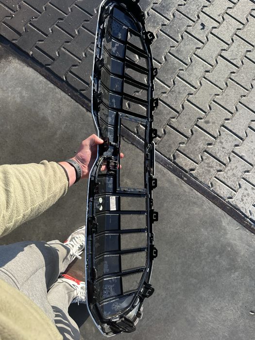 Решітка Bmw i5,оригінал,ідеальний стан