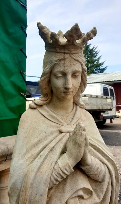 Piękna madonna matka boska rzeźba unikat