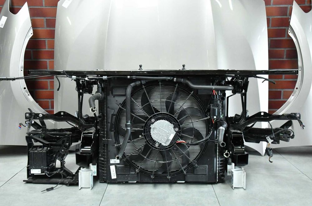 BMW iX3 G08 Бампер запчастини деталь бмв іч3 г08 запчасти