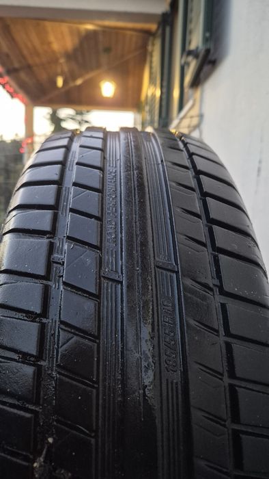 1 pneu marca Kormoram (195/55 R16 87V)como novo.