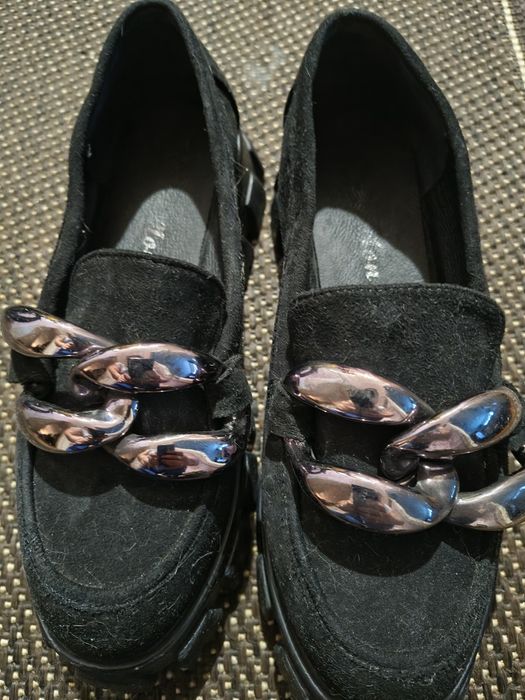 Продам жіночі туфлі