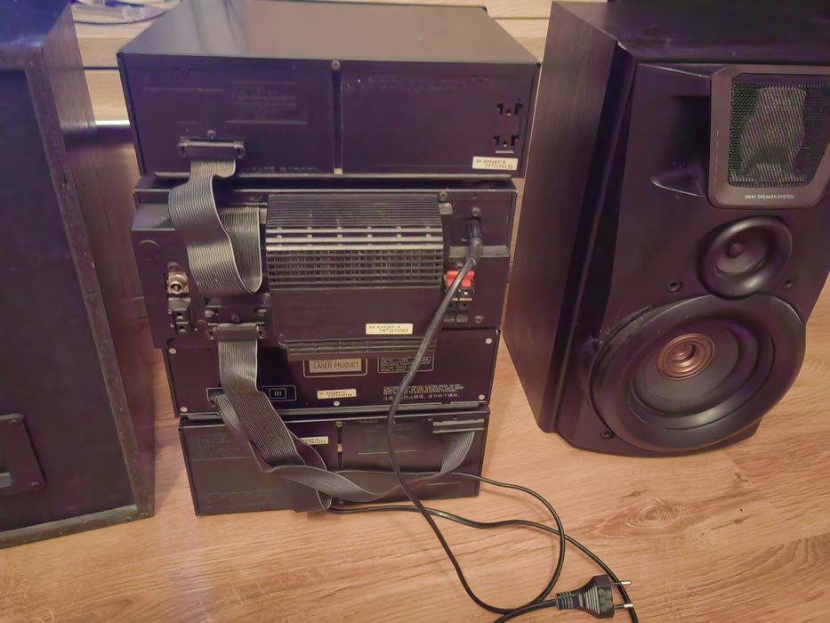 Sprzedam wieżę technics