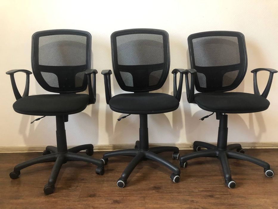 РАСПРОДАЖА офисной мебели столы: 300 грн. - Офисная мебель Харьков на Olx