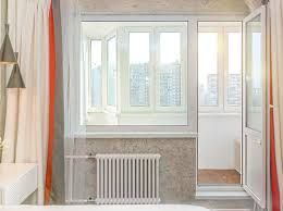 Балконный блок. Двери и Окна металлопластиковые.Выход на балкон.