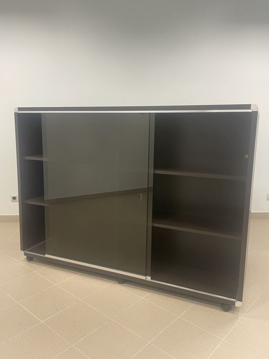 Mesa de reuniões com cafeiras Handy