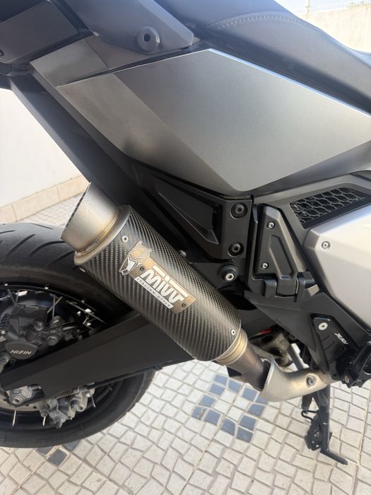 Honda X-ADV 750 - Ano 2023 - Full Extras