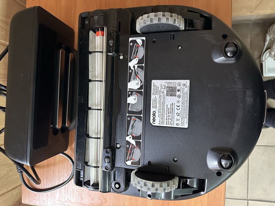 Робот-пилосос Neato Botvac D7 Connected для килимів