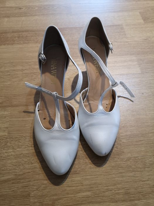 Sprzedam buty ślubne