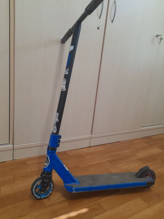 Продам самокат для трюков