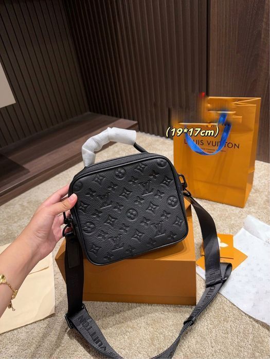 Louis Vuitton Slock сумка мужская кожаная кожа натуральная черная