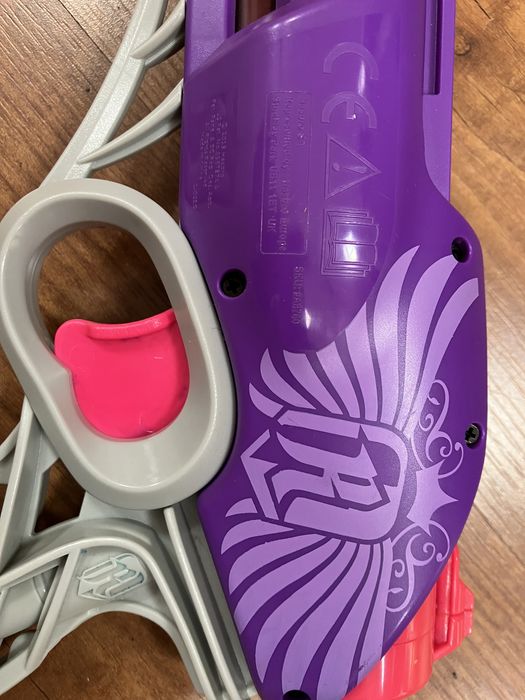 Nerf para menina como NOVA