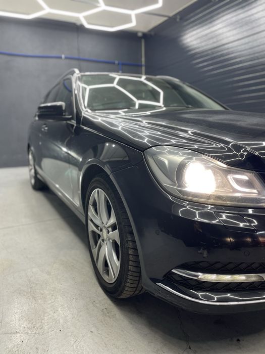 MERCEDES BENZ C 220 Avantgard