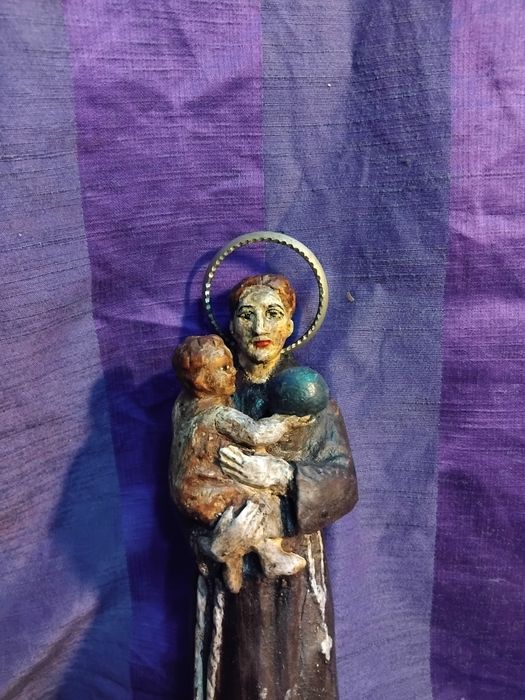 Imagem de santo António em madeira policromada