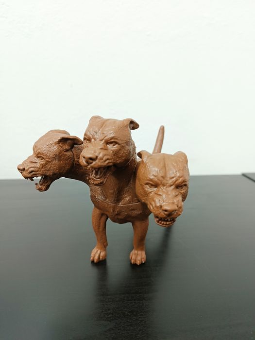 Brinquedos PVC HUGO e Harry Potter