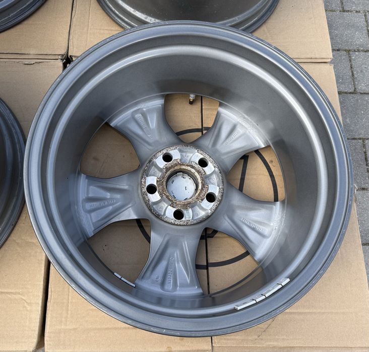 Oryginał felgi 17" Toyota Rav4 Corolla Verso 5x114.3 czujniki Posejdon