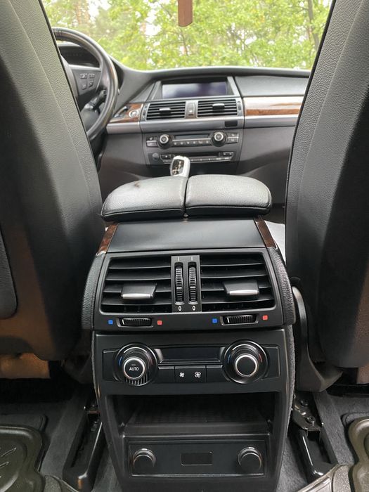 BMW X5 E70 35d M57