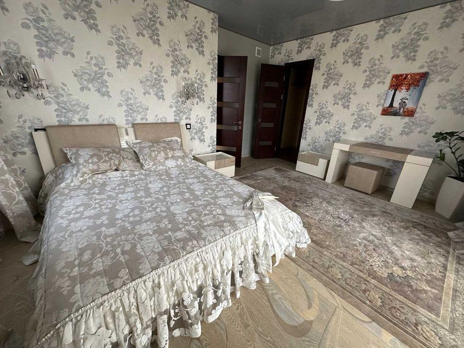 Продам КАЧЕСТВЕННЫЙ ДОМ посёлок Кирова м Ак Павлова и Ак Барабашова AB