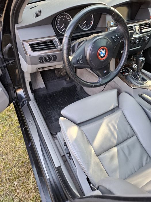 BMW E60  3,0 DIESEL 2004 rok