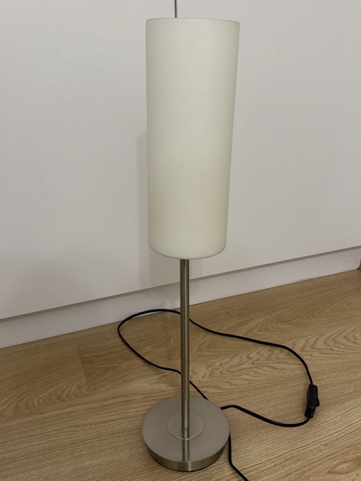 Italux Lampa stojąca o wysokości całkowitej 60cm