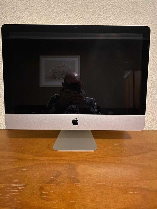 Apple Imac 21.5 Polegadas 2.5GHZ 8GB