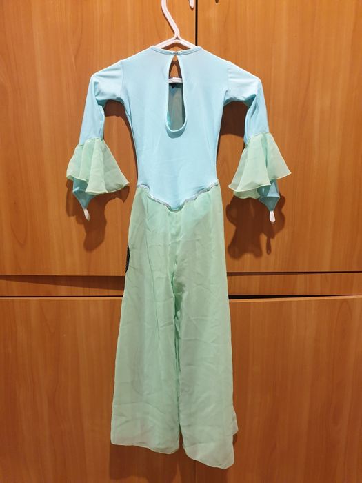 Костюм для бальных танцев гимнастики