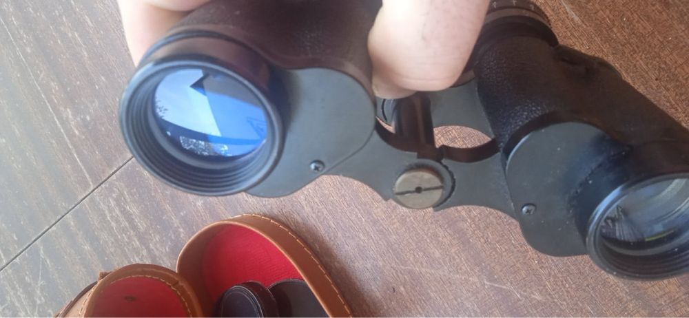 Бінокль 8 х 30  .